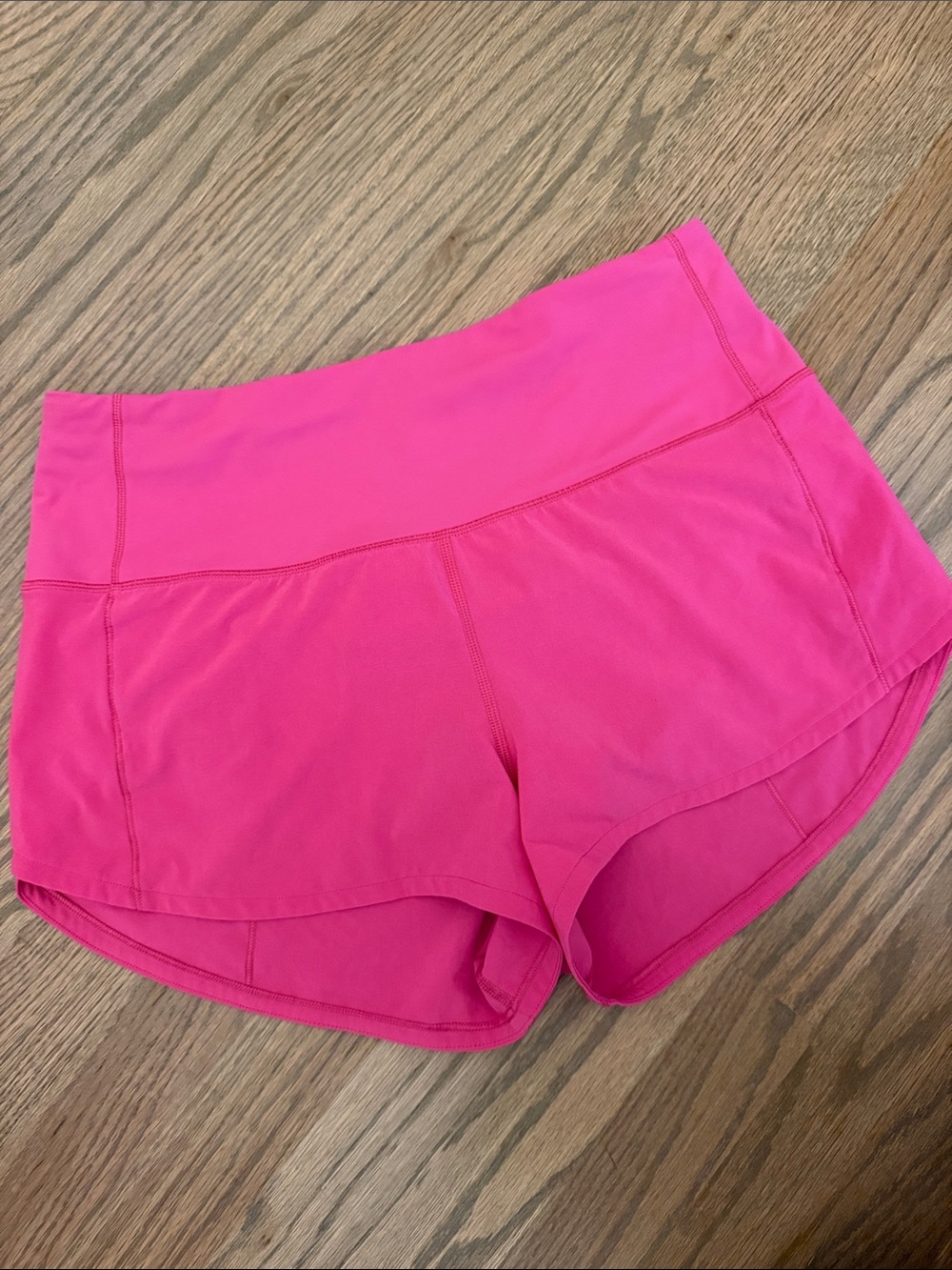 Like New- Lululemon High Rise Speed Up 2.5” Sonic Pink Shorts
